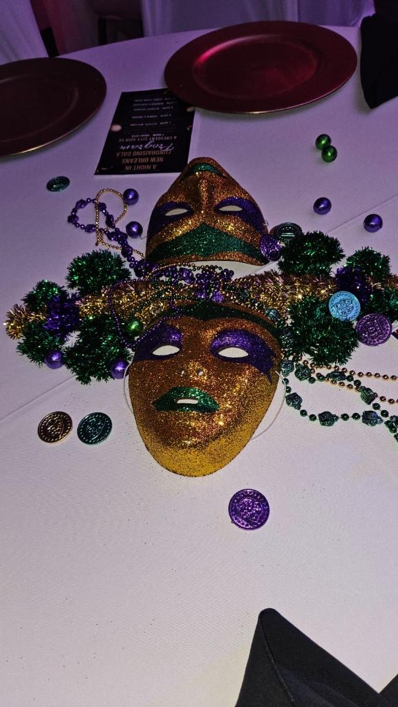 Mardi Gras mask centerpiece at the Crescent City Gala
